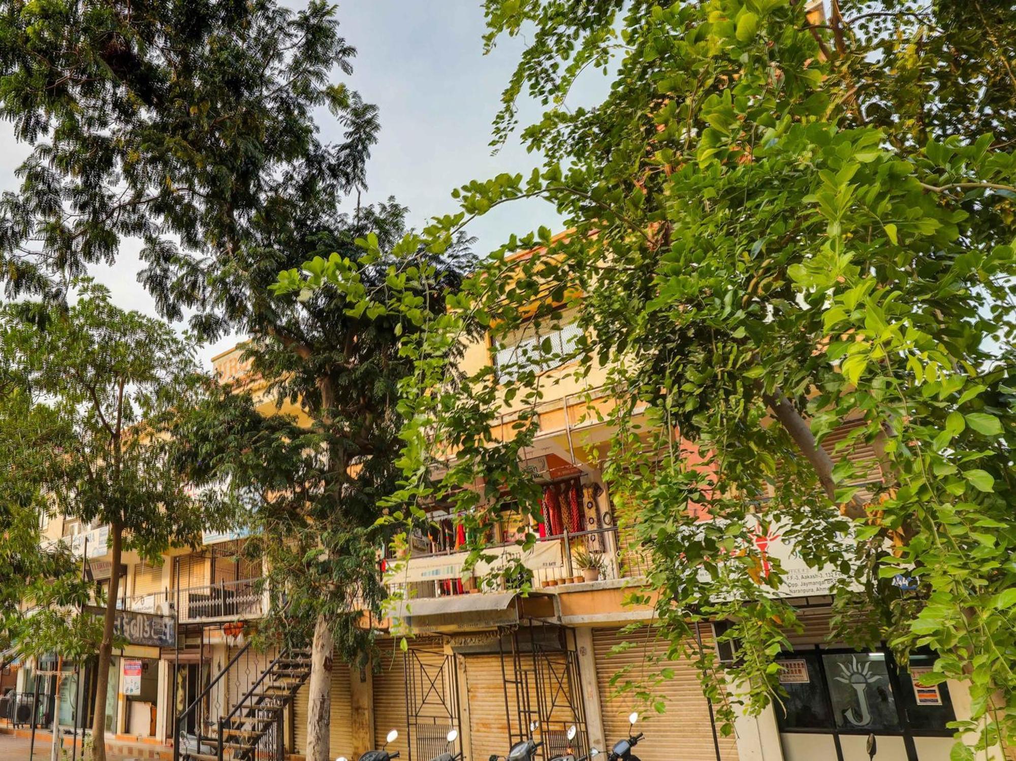 Hotel O Kb Villa Ahmedabad Exterior foto